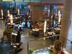 -松山湖凯悦酒店·Café自助餐厅·周末火舞秀表演