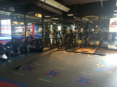 器械区-力美健健身俱乐部(金碧店)