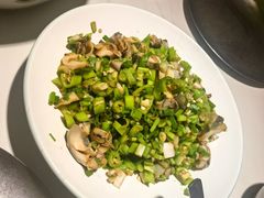 -赶海部落海鲜城(海阳路店)