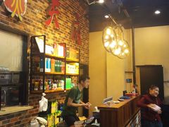 大堂-天府国麻辣香锅(悦荟广场店)