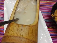 -香巴拉云南餐厅(华莱坞店)