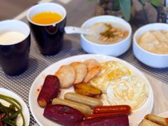 -希尔顿欢朋酒店自助餐