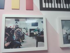 -梅纳·钢琴声乐架子鼓Mena Music(双井店)