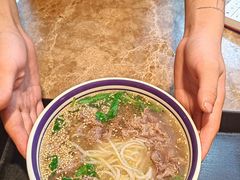 -云阿蛮云南生烫牛肉米线(奉贤路店)