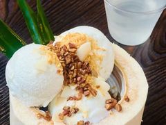 椰子冰淇淋-婉泰·特色小吃·舂鸡脚(告庄二店)