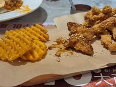 -必胜客(仲盛商城王安宇主题店)