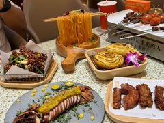 -小董哥烤串·爆汁大油边(故宫店)