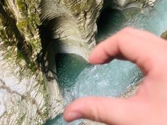 -蝶舞清江·恩施地心谷景区