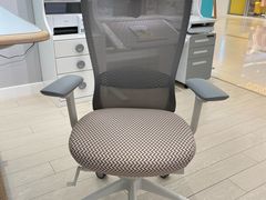 -康朴乐儿童学习桌椅(蓝色港湾店)