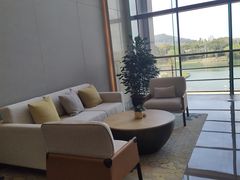 -上海佘山世茂艾美酒店