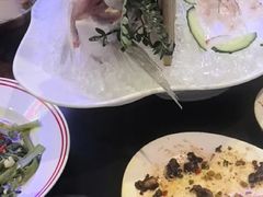 -明本湛江鸡•海鲜小厨(陈家祠店)