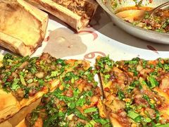 招牌烤牛骨髓配维吾尔馕饼/半份-纳鲁孜·新疆特色餐厅(上海悦荟广场店)