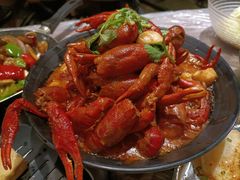 -巴厘龙虾·榜首油焖大虾(音乐学院·沿江酒馆店)