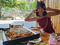 -宏兴烤鱼山庄(宣恩总店)