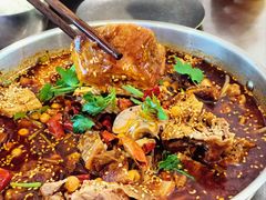 -蓉三少冒烤鸭·四川小吃集(北京首店)