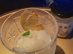 菠萝酒冰沙-地球美食剧场