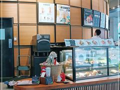 -星巴克臻选(惠州华贸天地1楼店)