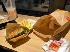 -麦当劳(金山红星美凯龙DT店)