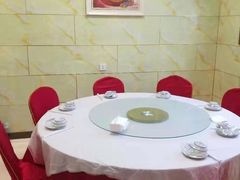 包厢-宾朋海鲜特色美食餐厅·纯手工鲅鱼水饺(兴海路店)