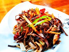 -小厨子私房菜·云南美食店