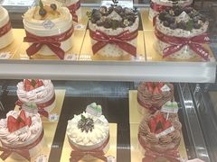 -花花卷卷·鲜食蛋糕(静安久光百货店)