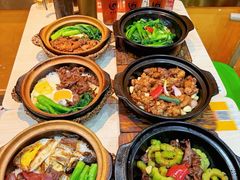 -何煲强·煲仔饭·啫啫煲顺德老字号(上下九店)