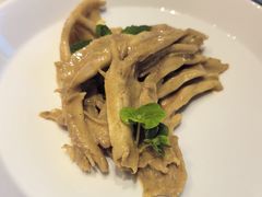 芥末鸭掌-悦融琥珀·京鲁菜·海味珍品(西单店)