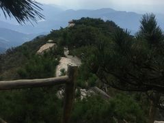 -罗田薄刀峰风景区