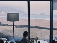 -青岛朗艺美术馆·海景咖啡