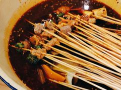 -拈签一笑黄牛肉辣卤串串