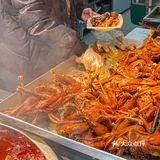 西安回民街的风干麻辣鸡 吃一口就停不下来[调皮]