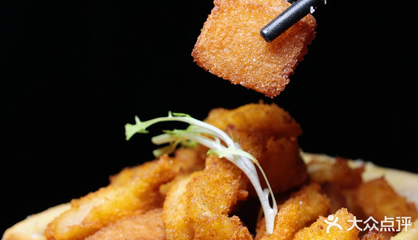 魔都剁椒鱼头馆TOP1——许爷剁椒鱼头！