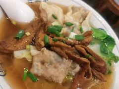 -佳面馆·竹升云吞面·爽鱼皮·牛腩面(易发店)