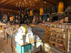 -猫的天空之城概念书店(丽江古城饮玉巷店)