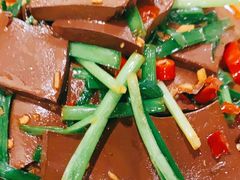 韭菜炒鸭血-湘肠香火锅店(团结湖店)