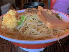 二郎系拉面-拉面莊夢語＆中华料理八椿