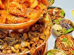 -锅立方•炭火蛙锅(六合万达广场店)