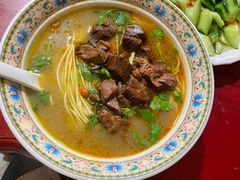 -金杨拉面王小吃面馆·牛三宝面·红烧牛肉粉