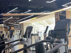 -威克健身游泳(万菱汇店)