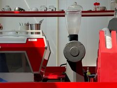 -UNI UNI(环亚凯瑟琳店)