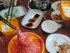 -四囍码头海鲜烧烤自助火锅(外滩南京东路悦荟广场店)