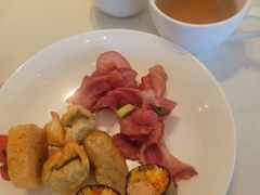 -鲜艳西餐厅(衡山路十二号华邑店)