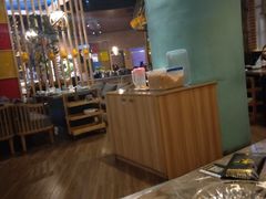 -三人行骨头王火锅(长寿店)