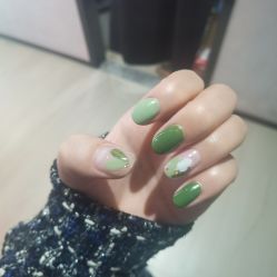 -UN·桃喜日系美睫美甲