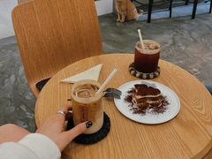 -You’ll see coffee 咖啡
