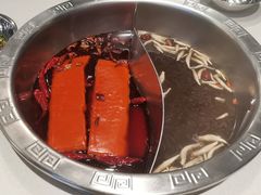 -憨铁匠老火锅(龙岗万科里店)