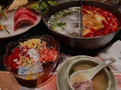 草本鸳鸯锅-盡膳口福跷脚牛肉火锅(晶耀前滩店)