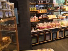 面包甜点陈列柜-皇家美孚(海云庵店)