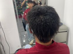 -藤野造型烫染·漂发