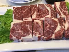 -虾弄弄海派小龙虾·牛羊蝎子火锅